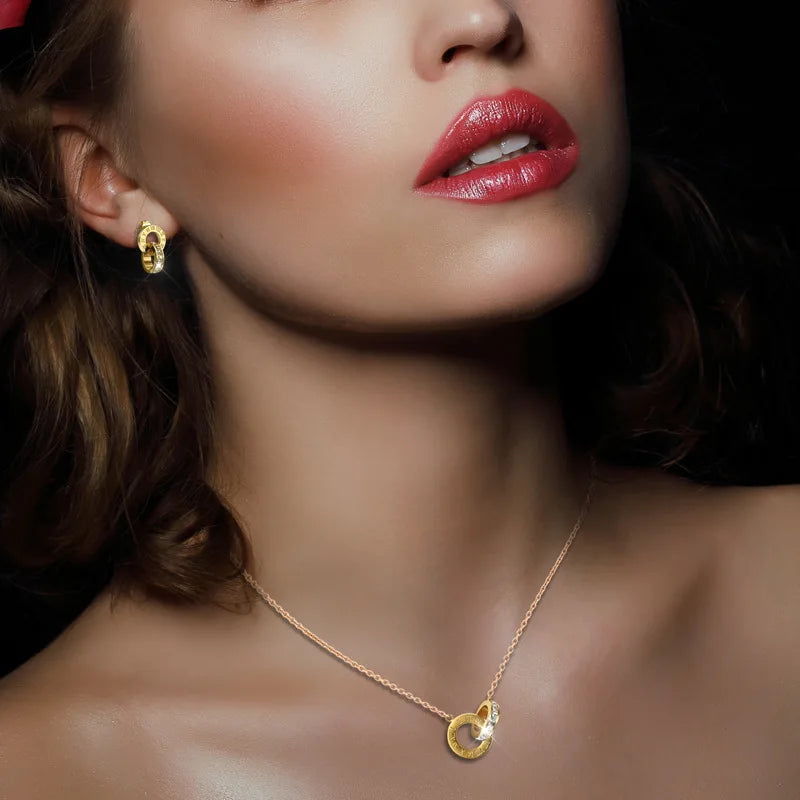 Stainless Steel Famous Brand Roman Numerals Pendant Necklace For Woman Woman Necklace Luxury Jewelry