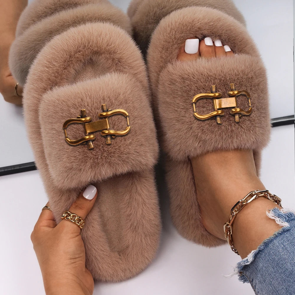 Fashion Slippers Women Buckle Decor Furry Slides Ladies Fluffy Flip Flops Luxury Designer Fur Sandals Cute Slippers Casual Shoes