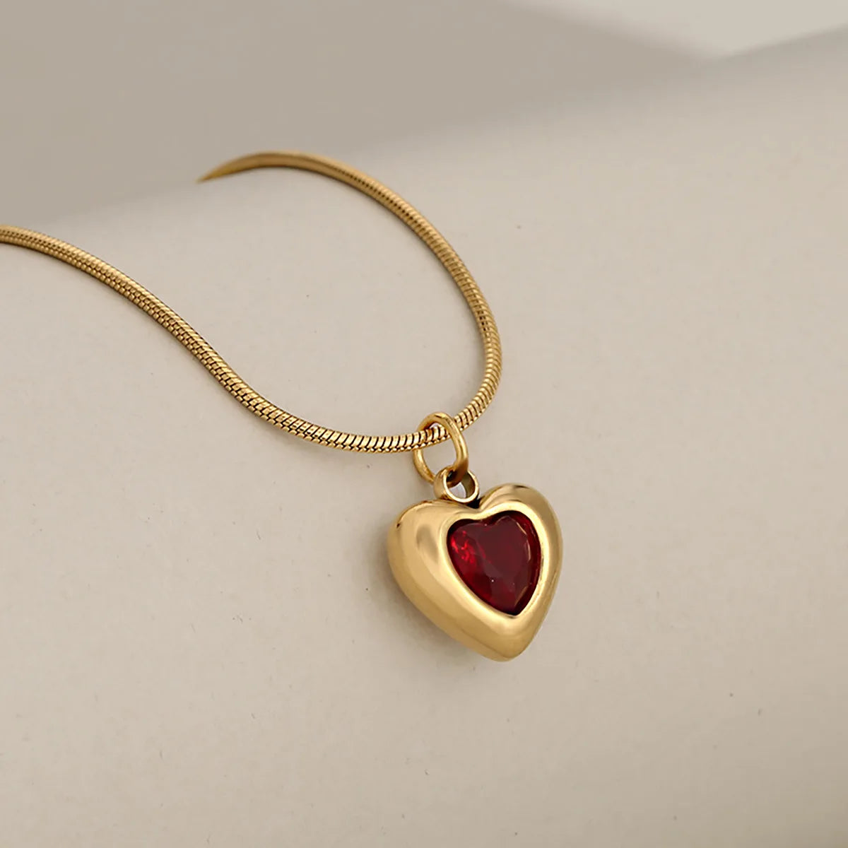 316L Stainless Steel Heart Pendant Necklace For Women Snake Chain Red Heart Zirconia Necklace Waterproof Fashion Jewelry Gift