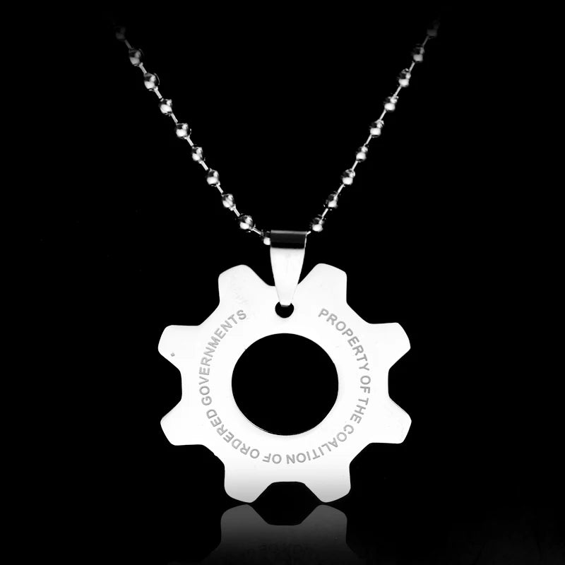 Punk War Machine Pendant Necklace for Men Sport Stainless Steel Reaction Furnace Keychain Metal Slivery Cool Jewelry Accessories