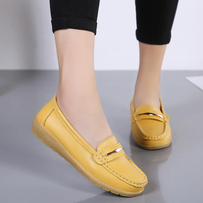 2025 New Genuine Leather Shoes Woman Slip On Women Flats Moccasins Women's Loafers Spring Autumn Mother Shoe Big Size 35-44