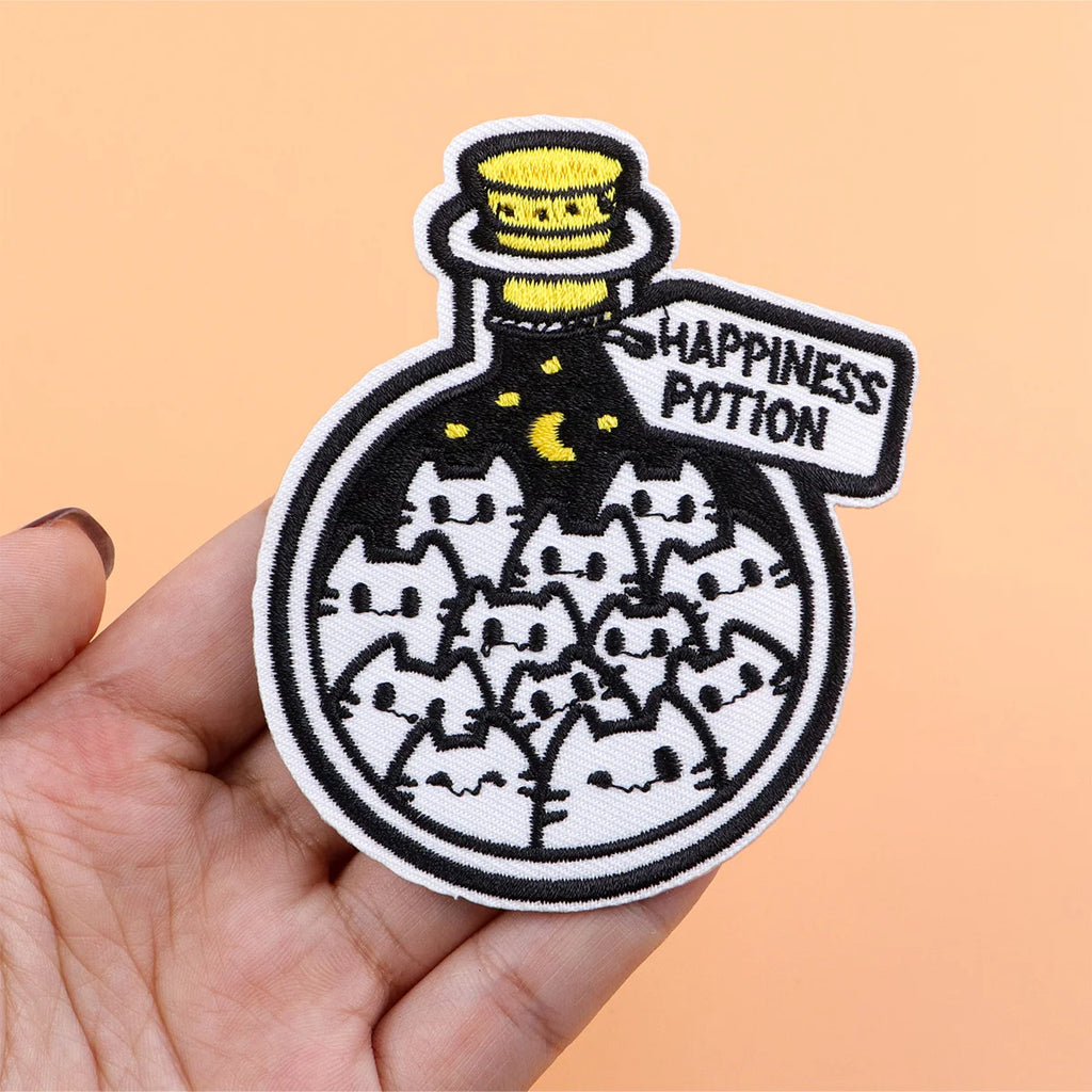 Cute Raccoon Patches On Clothes Cartoon Animals Embroidered Patches Sew Badges Iron On Patch DIY Clothing Accessories