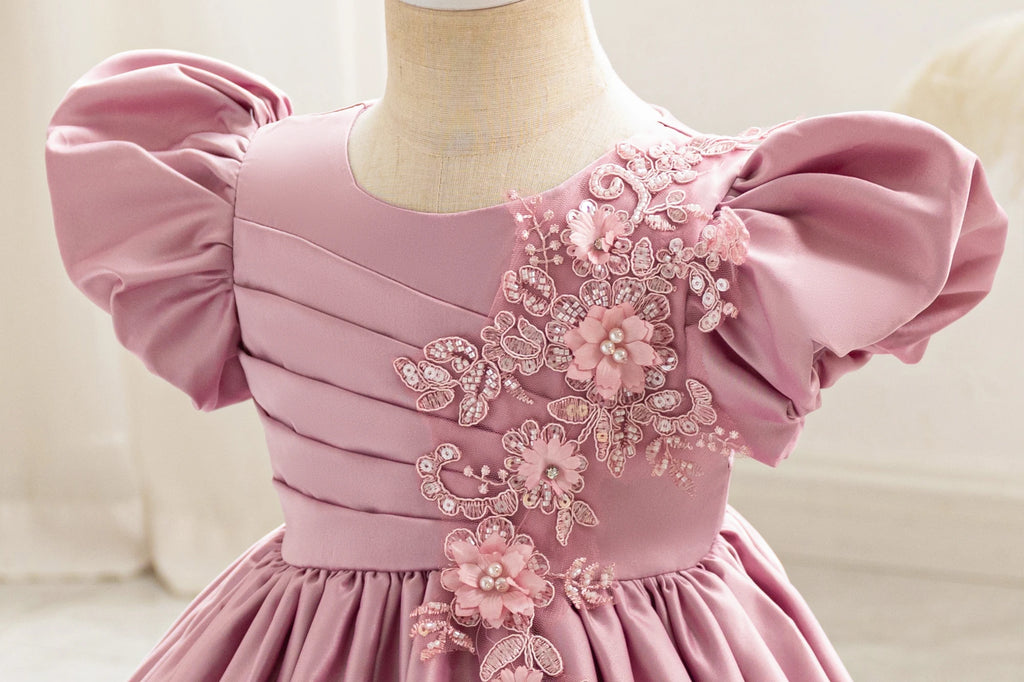 Girls' Birthday Dresses, Bubble Sleeves, Three-Dimensional Flower Party Dresses, Holiday Dresses, Girls' Satin Dresses, Princess