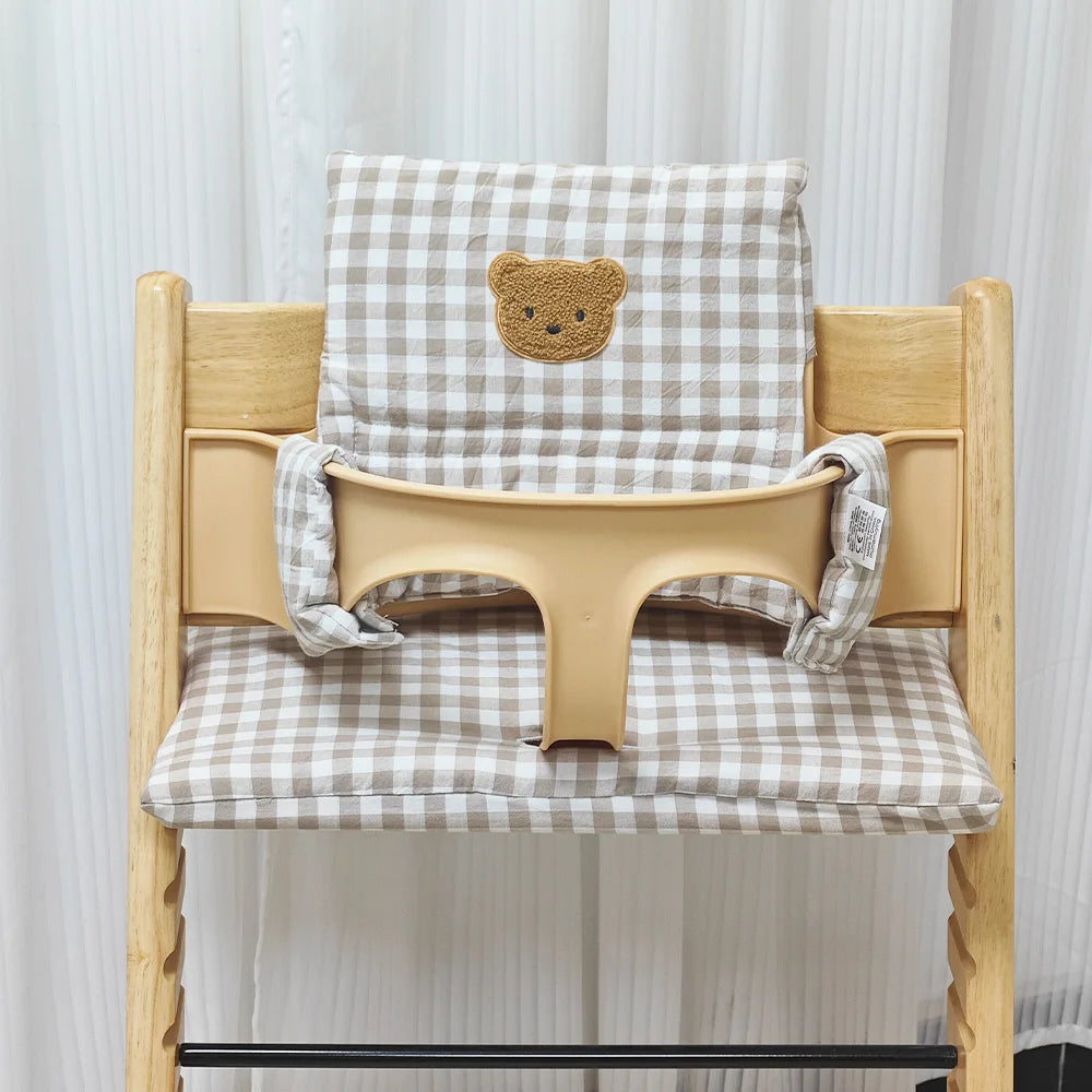 Soft Seat Cushion for Infants， Baby High Chair Cushion, Cartoon Bear Chair Back Cushion and Seat Cushion, High Chair Accessories