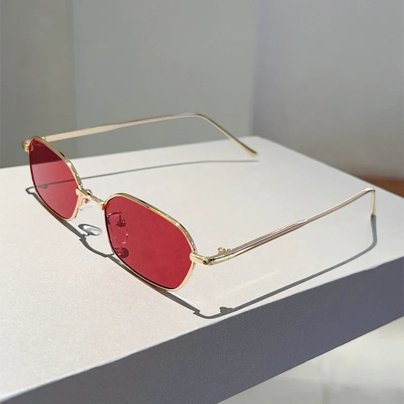 KAMMPT Vintage Rectangle Sunglasses Men Stylish Metal Rim Retro Shades Women Trendy Fashion Brand Design Decorative Sun Glasses