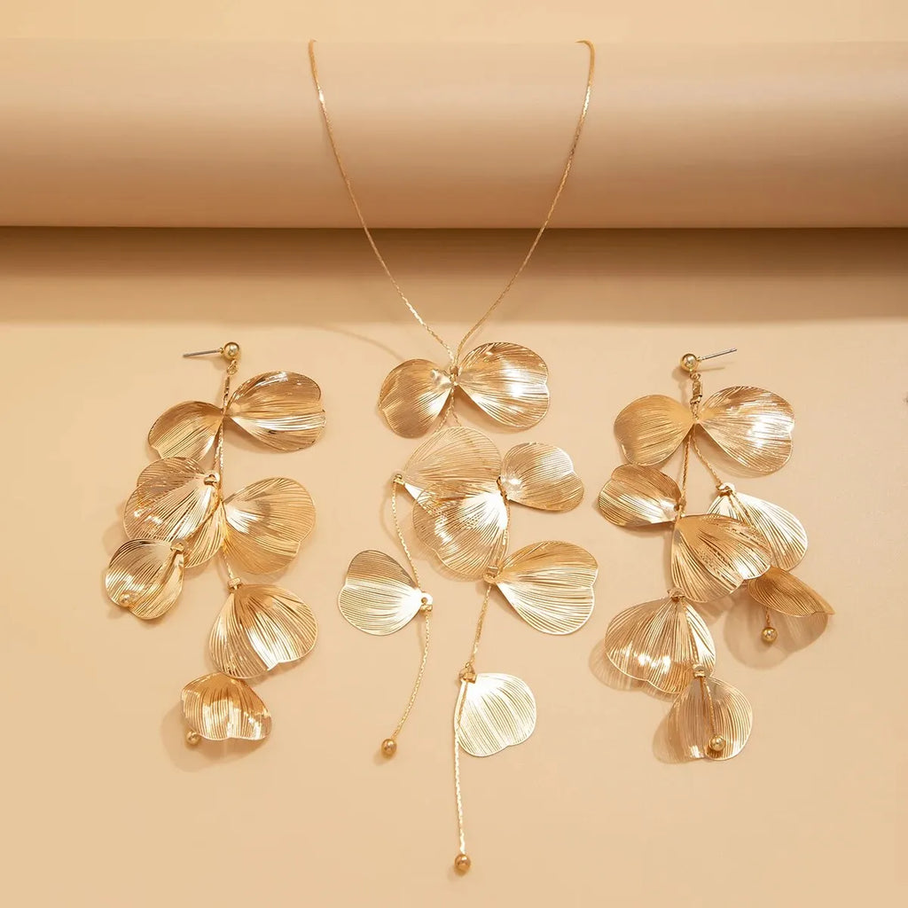 Aesthetic Elegant Ginkgo Leaf Pendant Earrings Necklace Set for Women Romantic Bridal Tassel Jewelry Set Party Neck Accessories