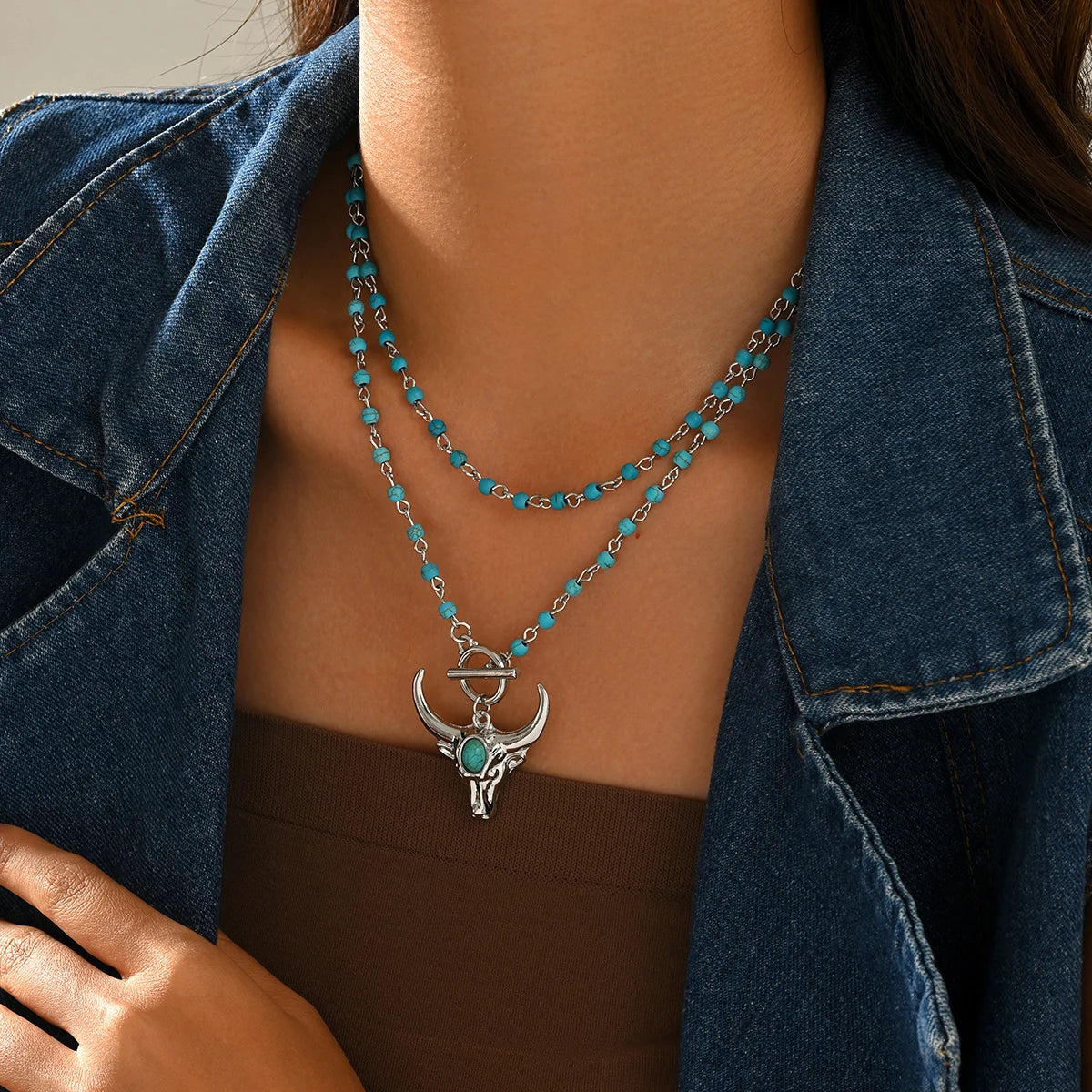 Layered Turquoise Bead Necklace for Women Western Bull Skull Pendant Double Chain Toggle Clasp Vintage Boho Neck Jewelry