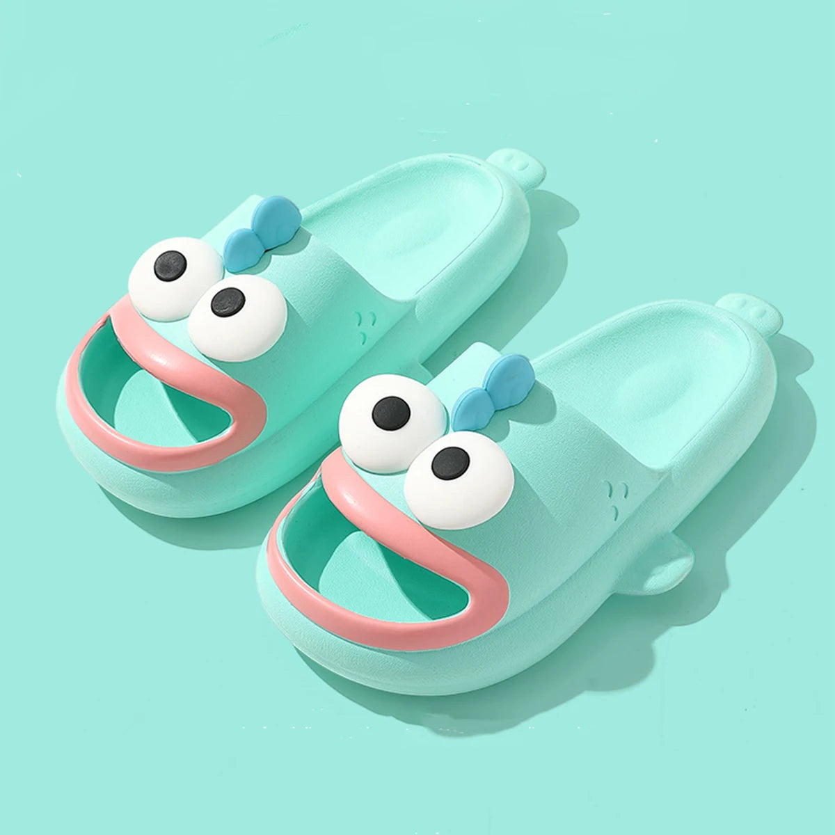 Cute Big Eyed Clown Fish Slippers for Women Summer Bathroom Anti slip Thick Sole Cool Slippers for External Wear
