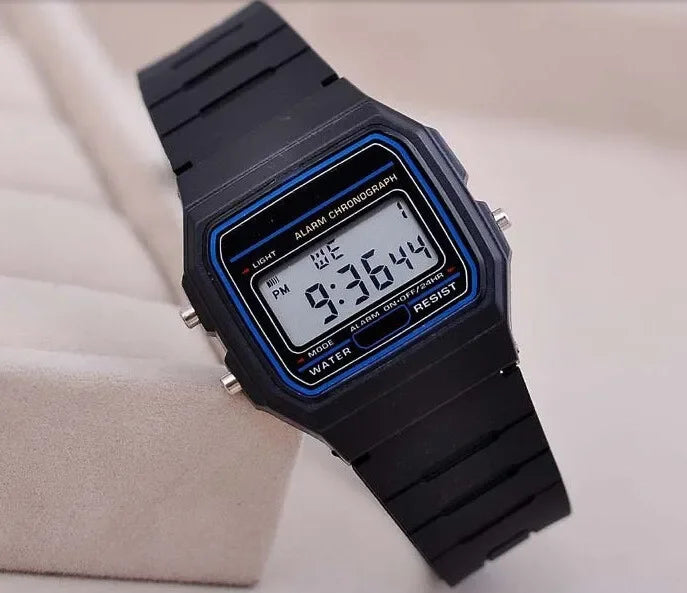 Sport LED Digital Watch for Men, Simple Small Square Dial Electronic Wrist Watch with Silicone Strap, Fashion Casual Men's Watch