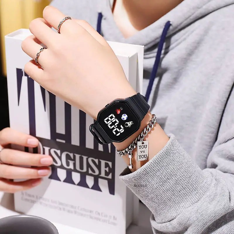 NEW Kids Watches with Bracelet Sport LED Digital Watches Silicone Strap Sport Electronic Wristwatch for Children Boys Girls Gift