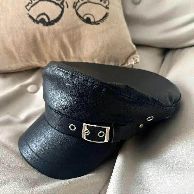 New PU Leather Beret Hat Autumn And Winter Versatile Beret Retro Flat Top Visor Adjustable Black Painter Hat Octagonal Cap