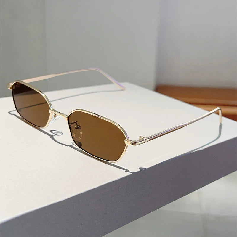 KAMMPT Vintage Rectangle Sunglasses Men Stylish Metal Rim Retro Shades Women Trendy Fashion Brand Design Decorative Sun Glasses