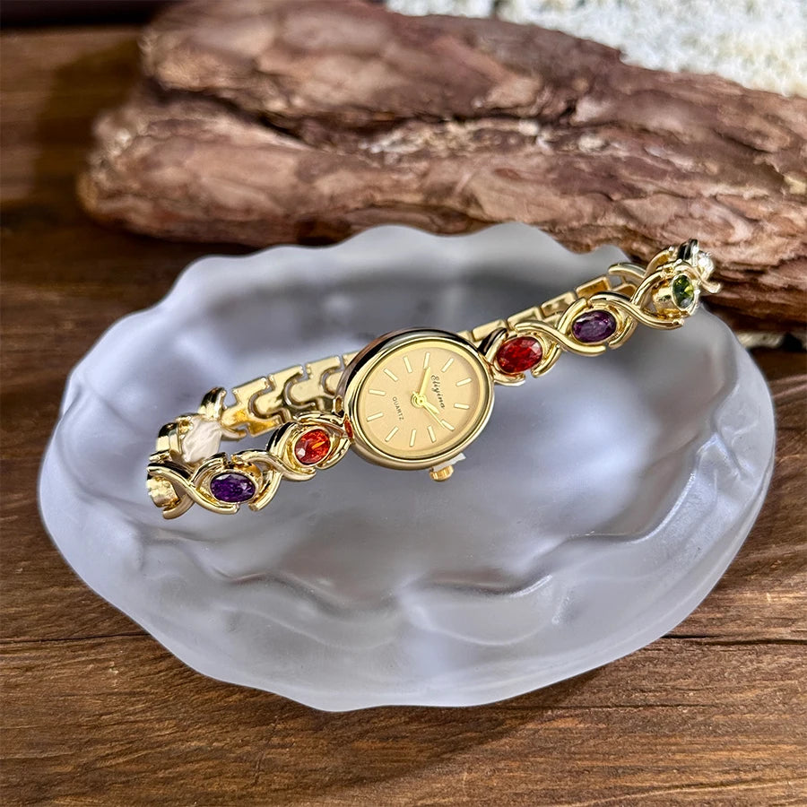 Elegant Lady's Retro round Color Gem Rainbow Quartz Watch with Chain Scale French Luxury Fashionable Ladies' Timepiece