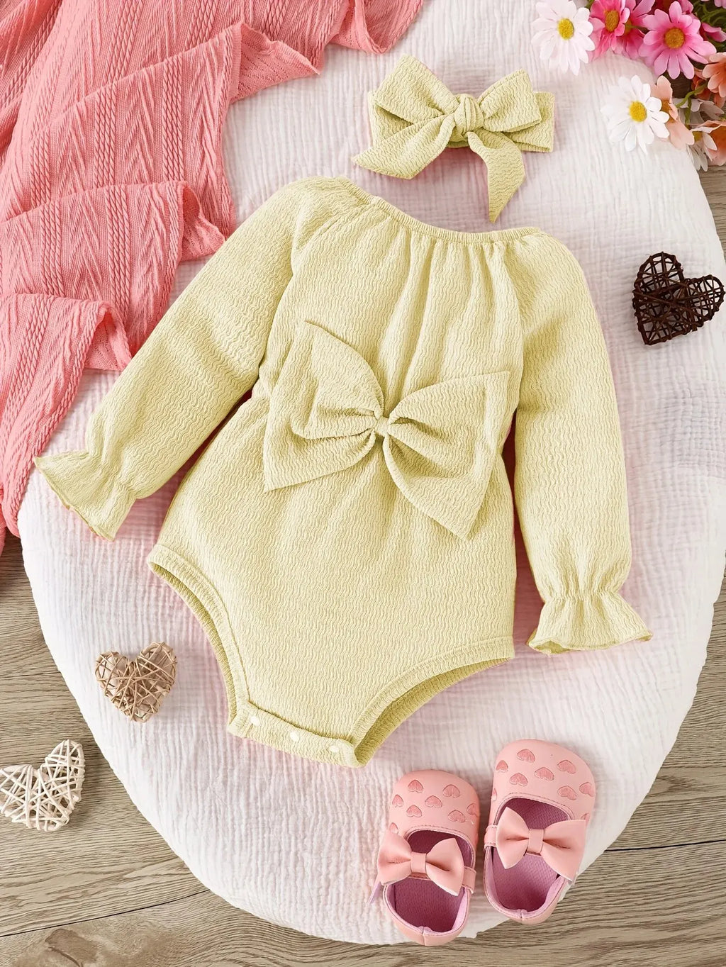 2pieces-Baby Baby Spring and Autumn Cute Fashion Sweet Foreign Style Bow Pink Long Sleeve Onesie + Kerchief Baby Two-piece Set