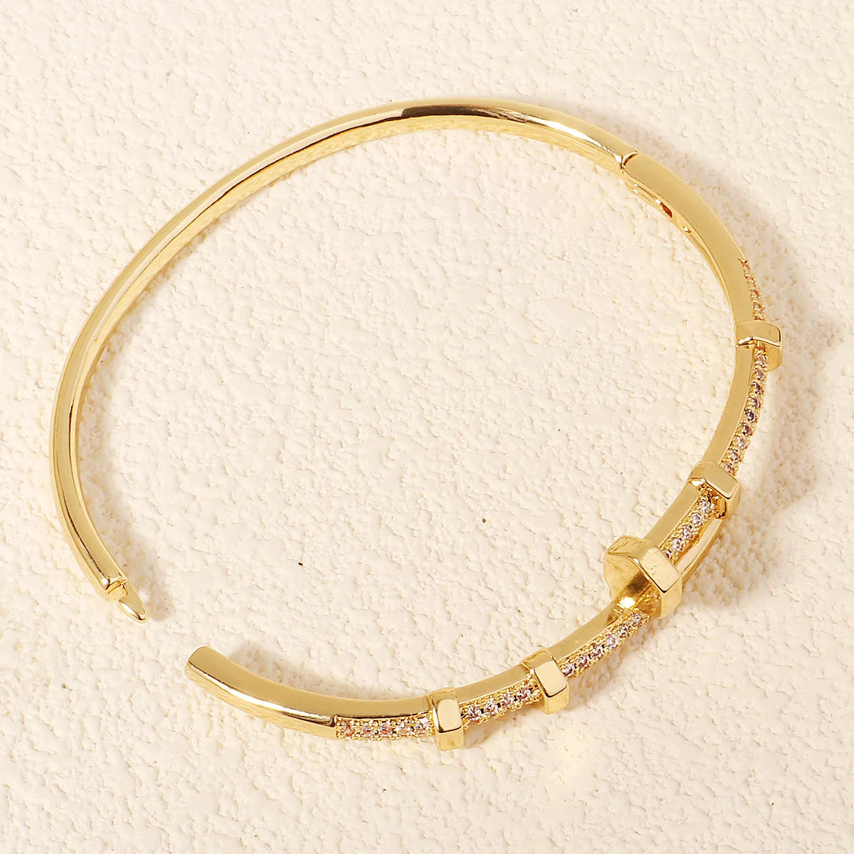 Classic Copper-Inlaid Zircon Open Bangle for Women Fashion Handmade For Stud Bracelet Daily Jewelry Accessories As Gifts