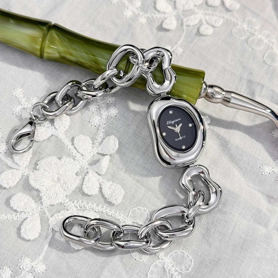 Retro Ladies Wristwatch Irregular Bracelet Design Fashionable Unique Cross-Border European And American Brand Watch