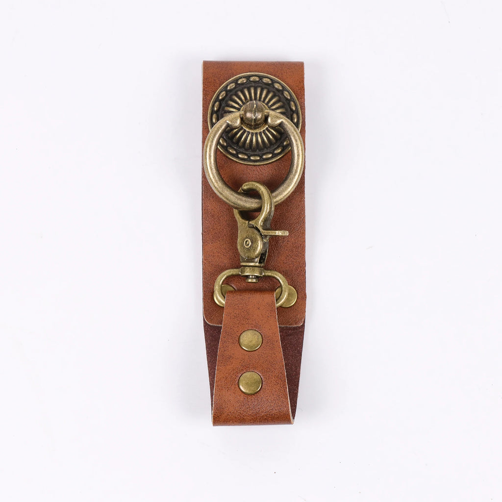 Medieval Steampunk Belt Mug Hanger, Viking Knight Cup Strap Holder with Metal Finish and Keyring Clasp, for Cosplay