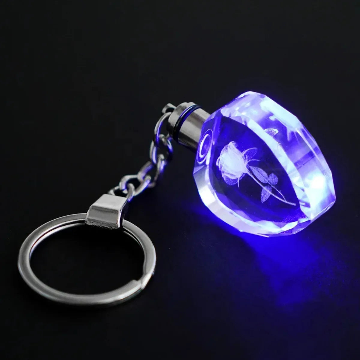 LED Light-Up Crystal Heart Keychain, 3D Rose Engraved Glowing Bag Charm, Romantic Gift for Her