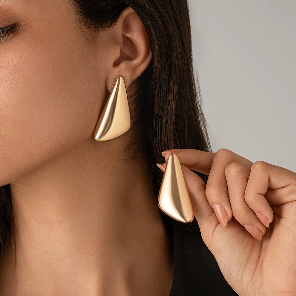 Ingemark Vintage Smooth Metal Triangle Stud Earrings Women Trend Goth Geometric Piercing Earrings Ear Jewelry Accessories Gift