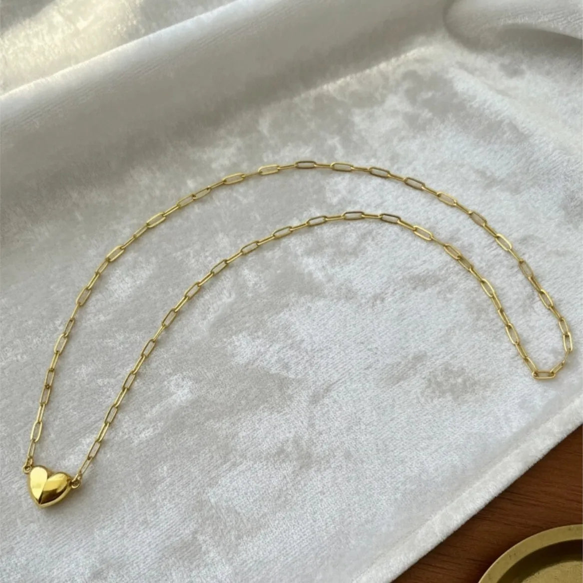 Magnetic Heart Necklaces for Women 18K Gold Plated Stainless Steel Heart Necklace Paperclip Chain Pendant Necklace Jewelry Gift