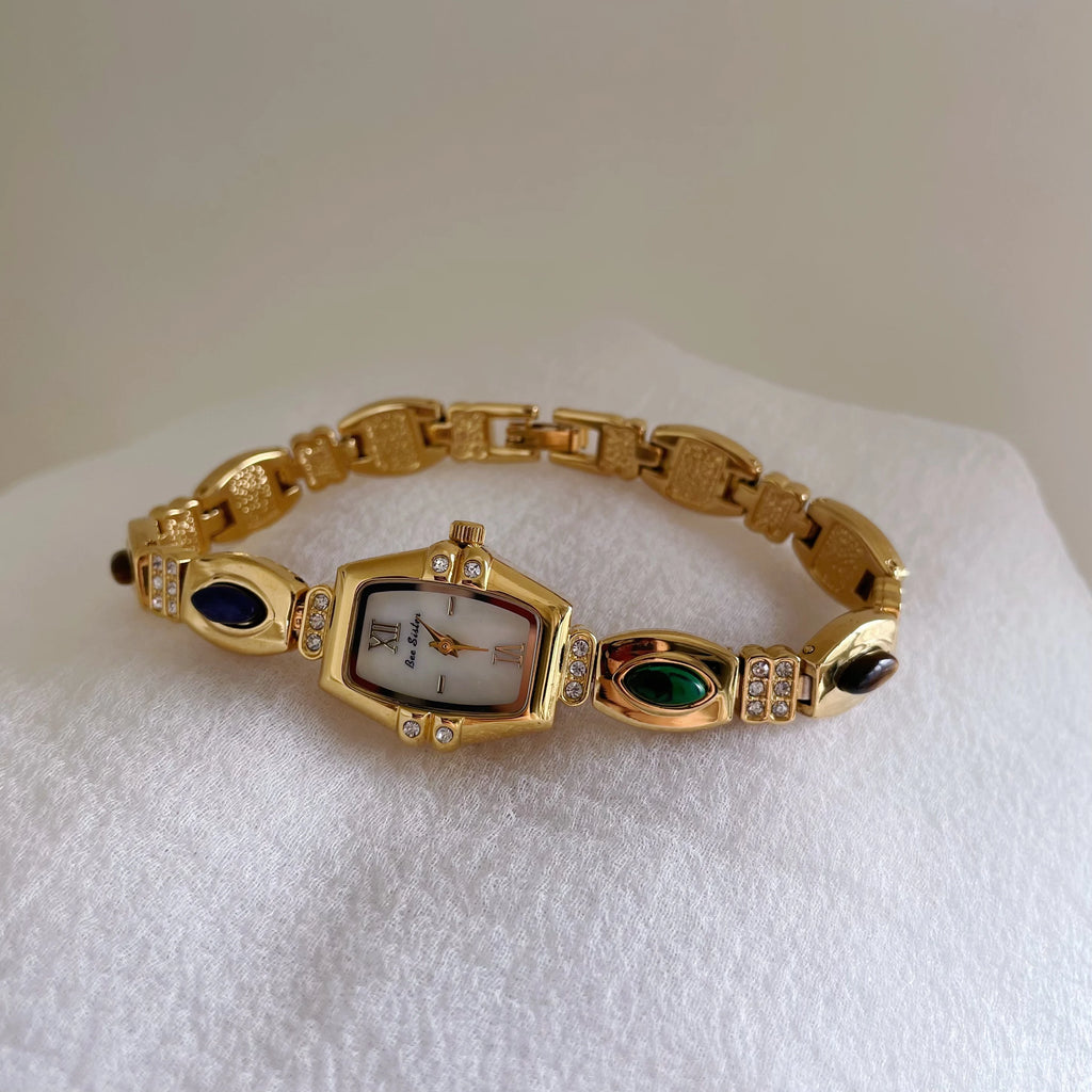 NEW Retro Luxury Women's Watches with Colored Gemstones Barrel-Shaped Small Dial Bracelet-Style Quartz Wristwatch for Women