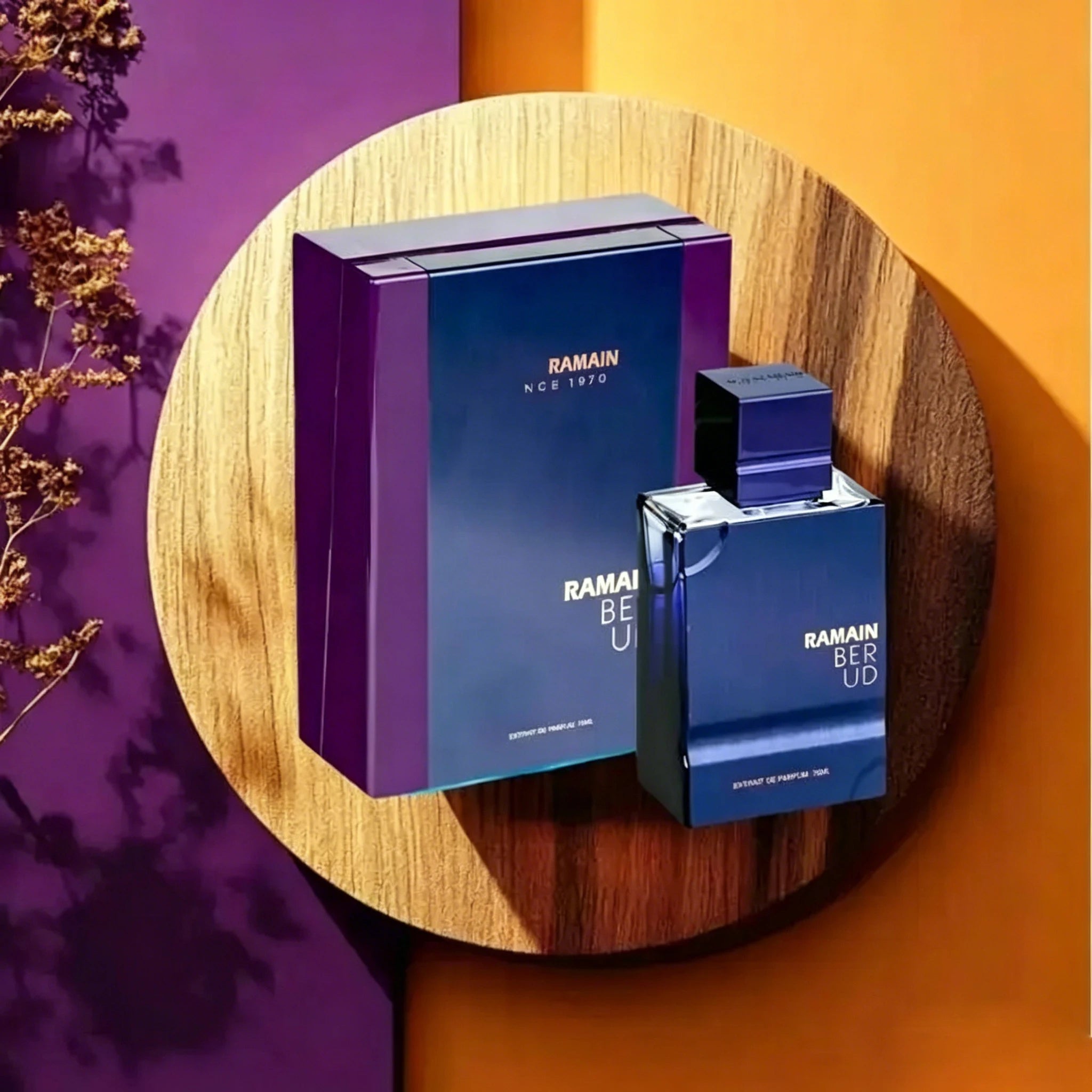 Al Haramain Amber Oud , The deep purple bottle captures the Dubai night sky, with saffron and amber interweaving warmth, ebony and sandalwood blending mysteriously, creating the luxurious and elegant night fragrance of the de