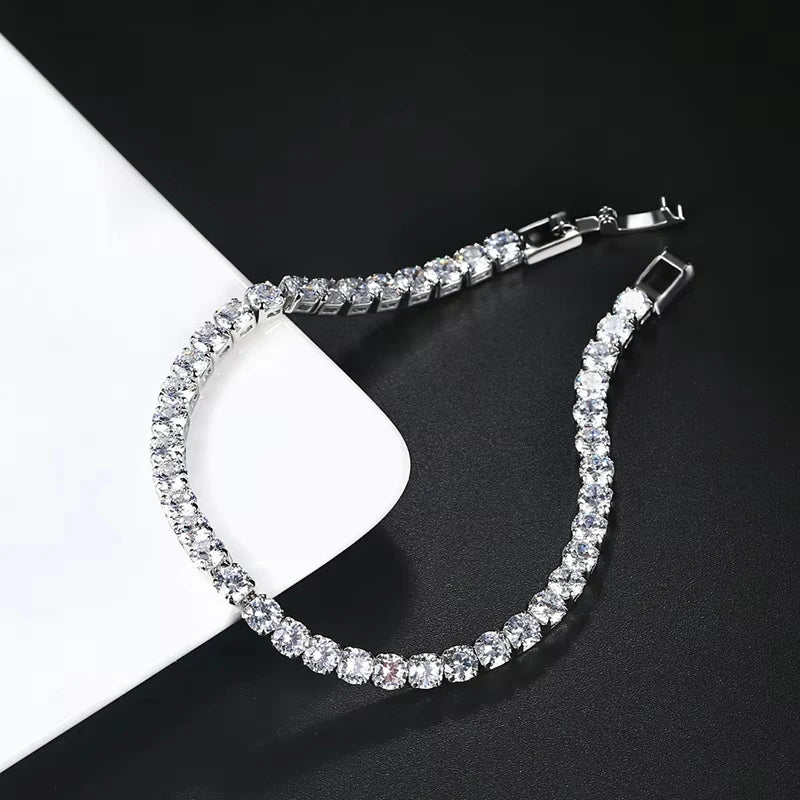 New Luxury Gold Silver Color on Hand Princess Bracelet Bangle for Women Anniversary Gift Jewelry Wholesale