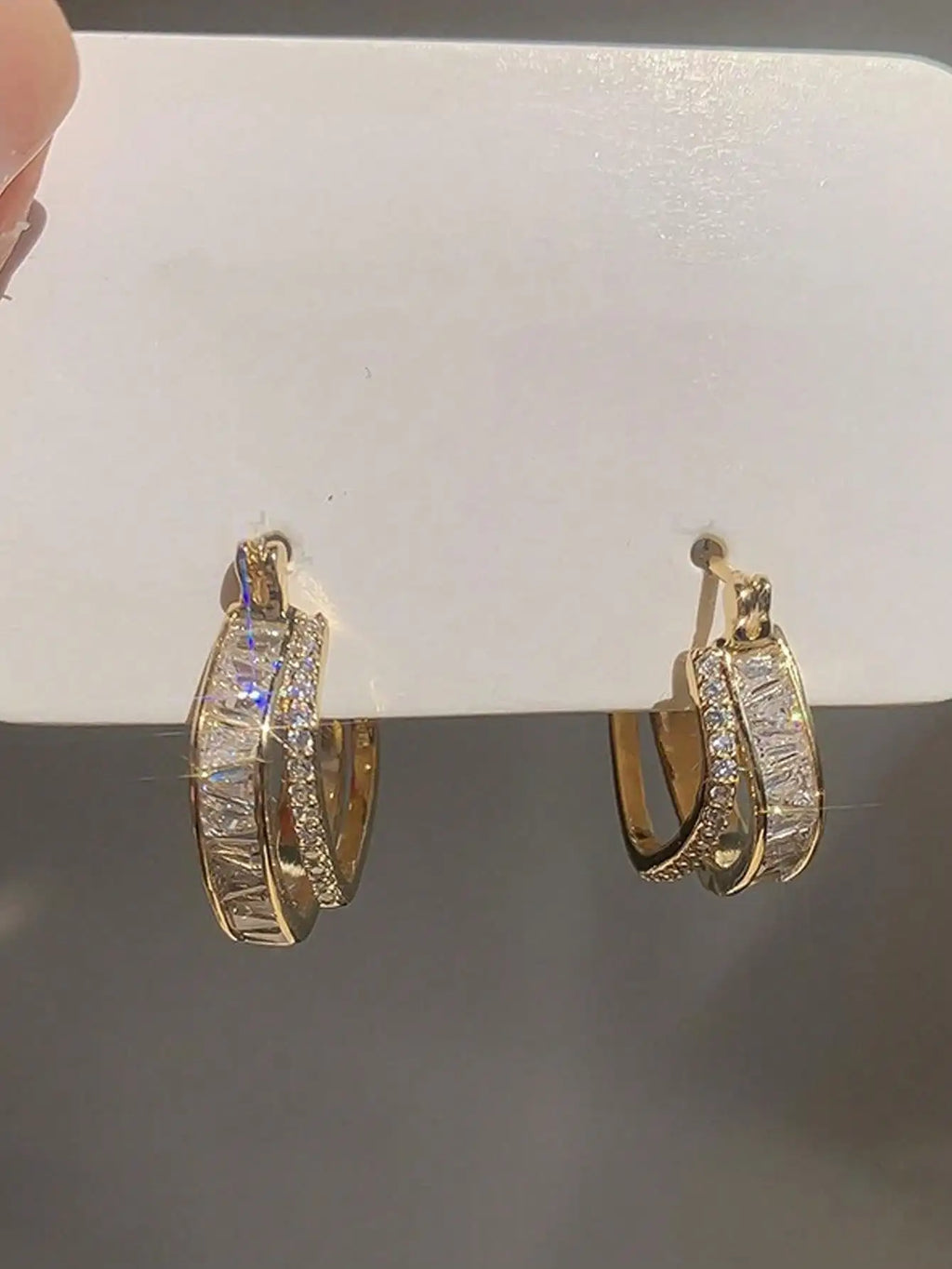 1 Pair Of Fashion Temperament Gold Cubic Zirconia Geometric Square Earrings Simple Versatile Casual Ladies Elegant Design Party Earrings Jewelry