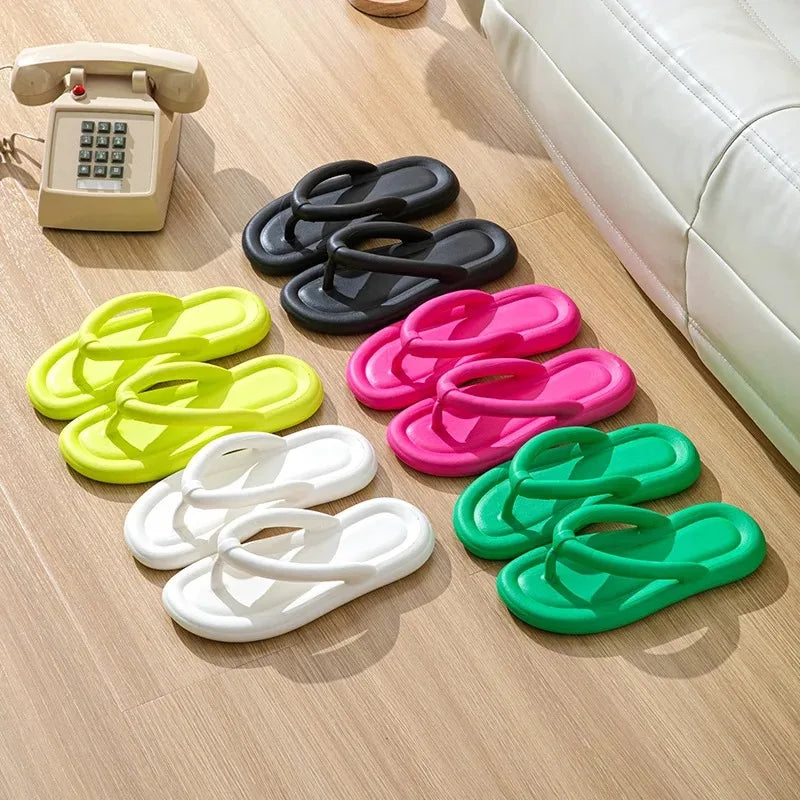 Soft Sole EVA Women's Flip Flops 2024 Summer Beach Non-slip Cloud Slippers Women Thick Platform Clip Toe Bathroom Slides