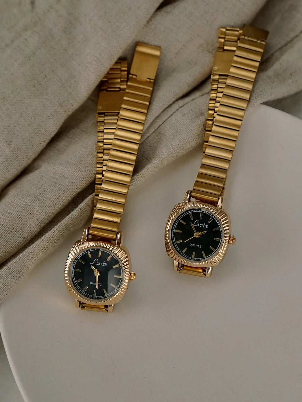1 Piece of New Fashionable and Simple Gold Stainless Steel Women's Watch, Business Casual, Elegant, Retro Style, Waterproof, Women's Quartz Watch, Suitable as a Holiday Gift