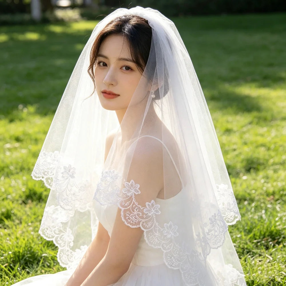 Long White Wedding Veil Elegant Floral Lace Edge Bridal Veils White Wedding Veil Bridal Hair Accessory for Bride Wedding Party