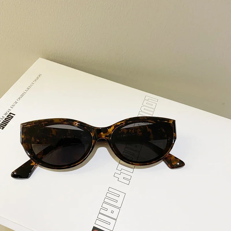 Vintage Cat Eye Sunglasses for Women Elliptic Square Oval Fashion Shades Trendy Female Outdoor Eyewear