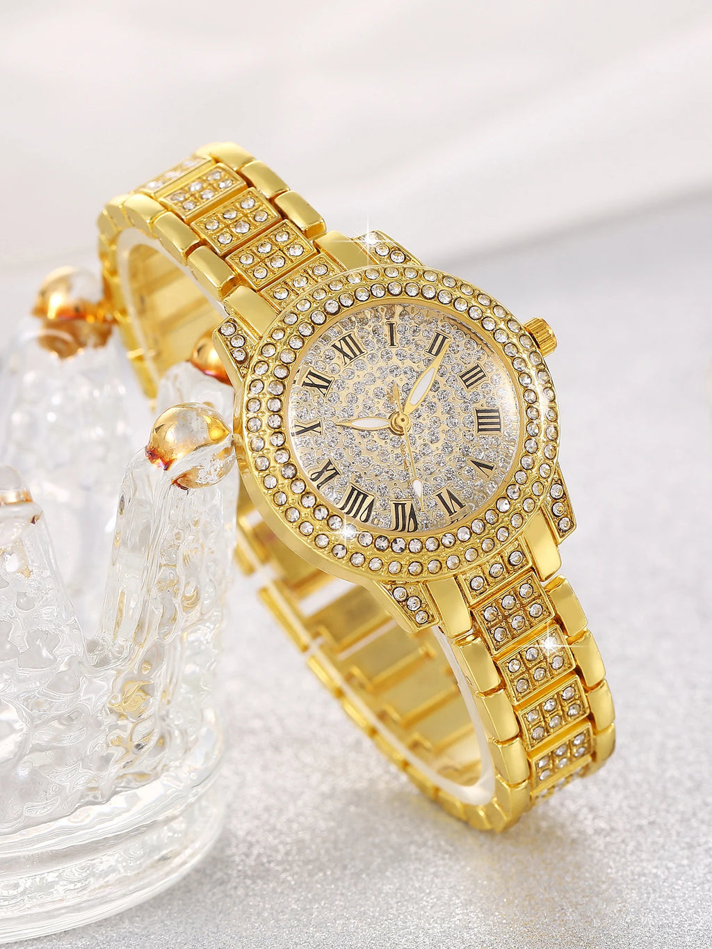 Fashionable Luxury round Shell Quartz Watch with Heart-Shaped Accessory Set Versatile Daily Wear Watch Set Birthday Gift