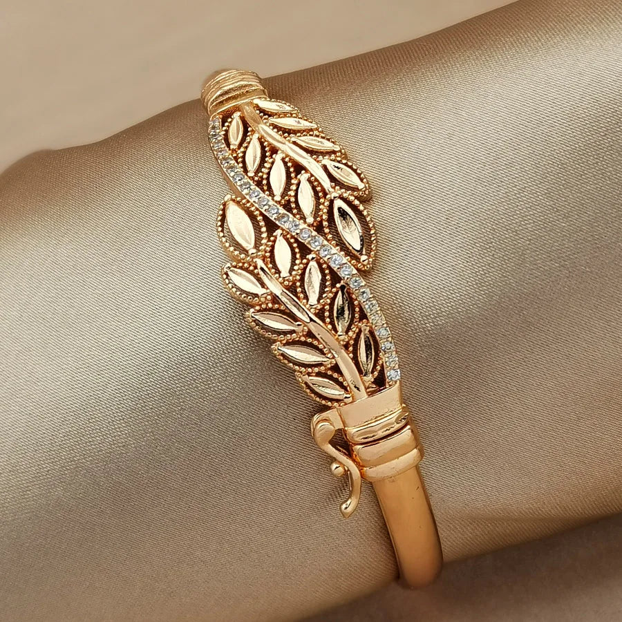 1Pcs Women's Gold Plated Flower Zircon Bangle, Hollow Filigree Design, Elegant Statement Bracelet for Daily Wear