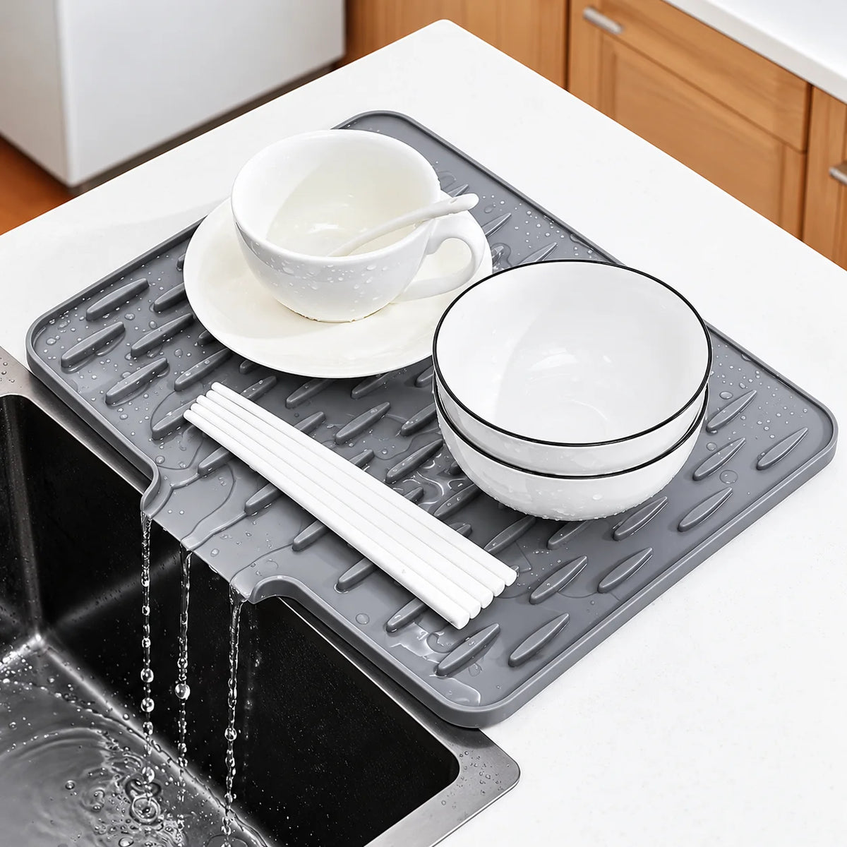 Silicone Dish Drying Mat Kitchen Countertop Drainer Pad Heat Resistant Anti-Slip Tableware Storage Tray Waterproof
