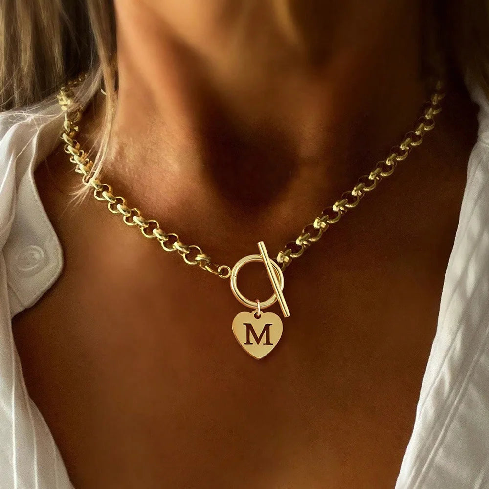 WG 1pc Stylish OT Buckle Stainless Steel Heart-Shaped Letter Pendant Necklace Niche 26 English Alphabet Clavicle Chain Necklace