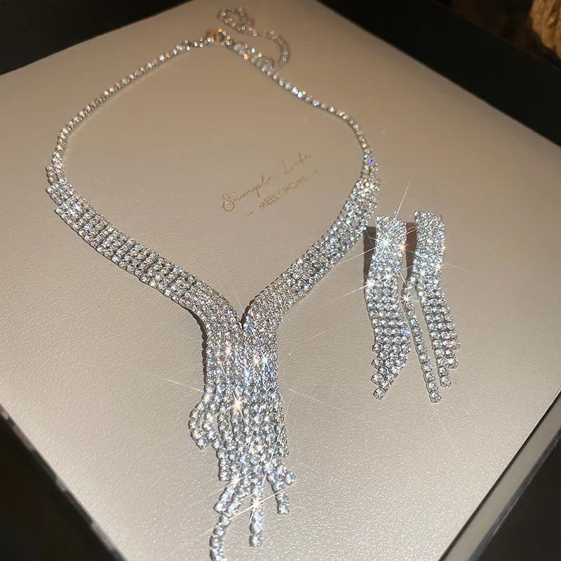 Sparkling Rhinestone Necklace Drop Earrings For Women Geometric Water Droplet Pendant Necklaces Wedding Bride Jewelry Sets