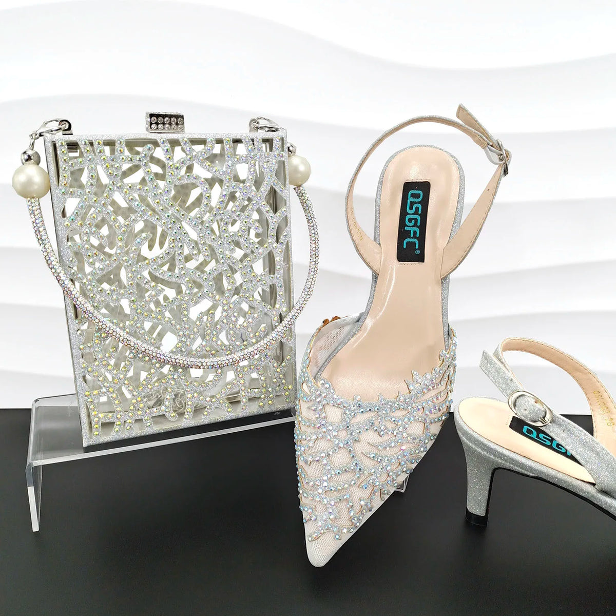 Nigerian Style Elegant Women's Party Shoes  Luxury Full of Diamonds Shoes Sky Blue Pointed High Heel Shoe Bag Set