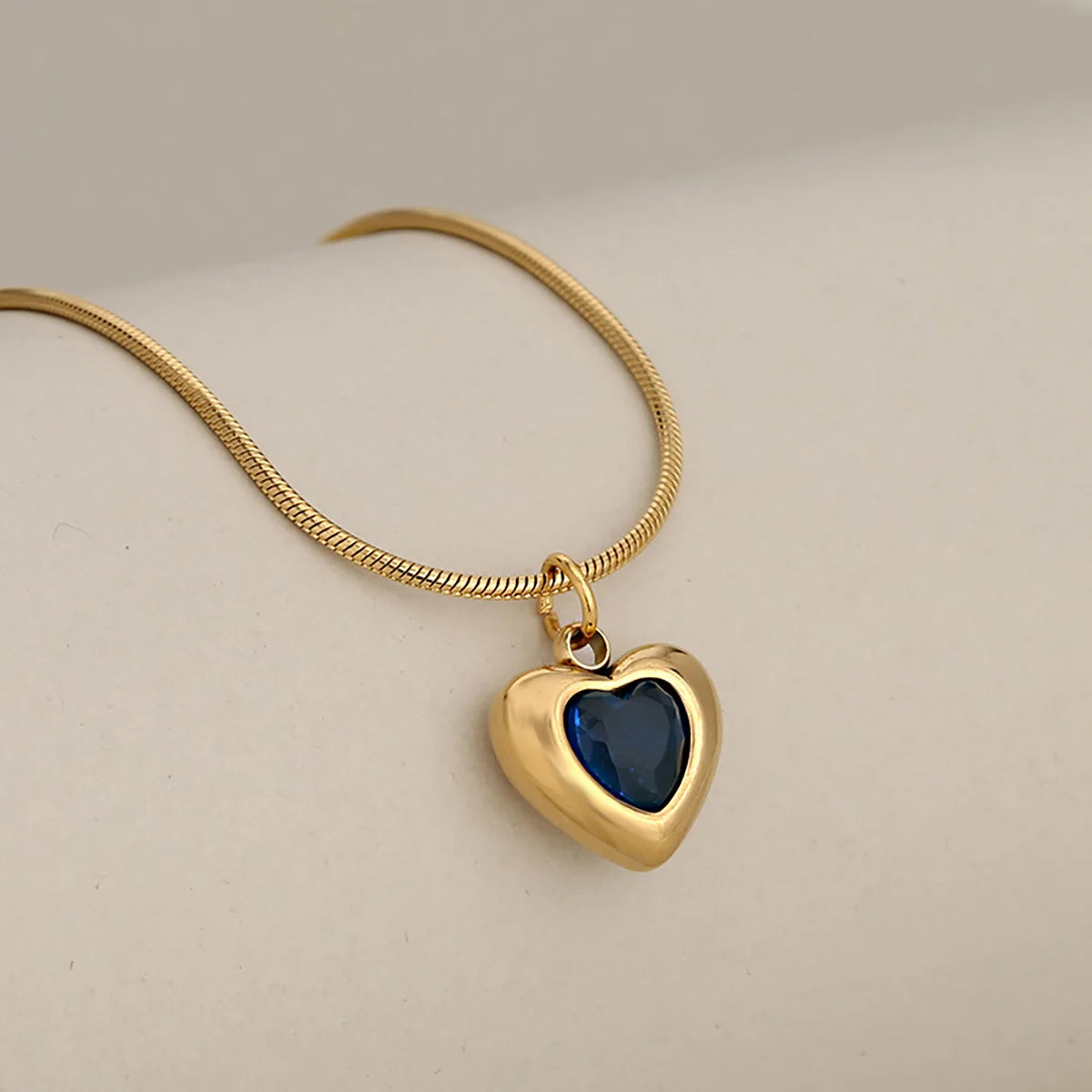 316L Stainless Steel Heart Pendant Necklace For Women Snake Chain Red Heart Zirconia Necklace Waterproof Fashion Jewelry Gift