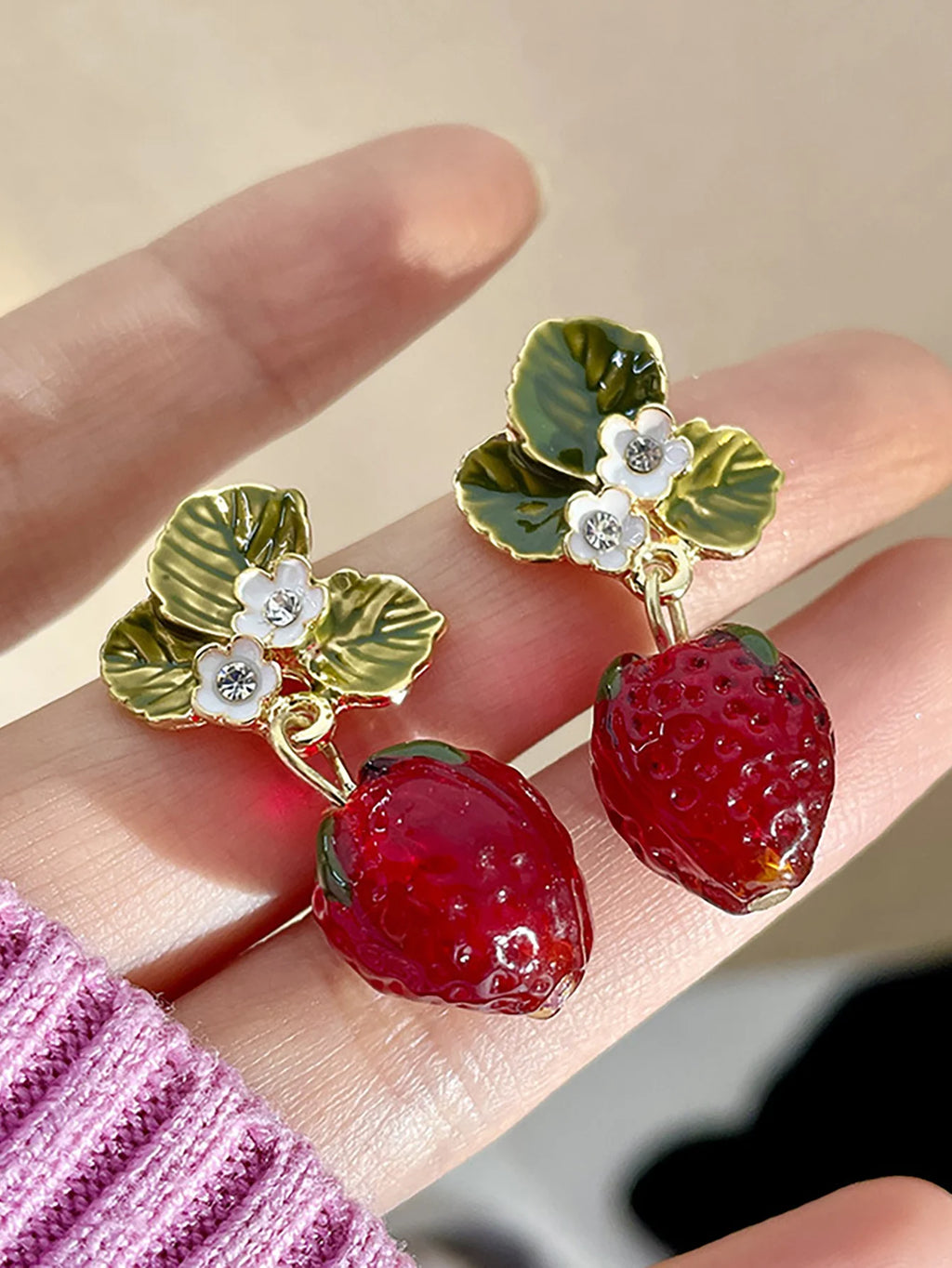 Amazon's new cross-border cute oil drop strawberry imitation pearl tassel earrings with personalized strawberry earrings