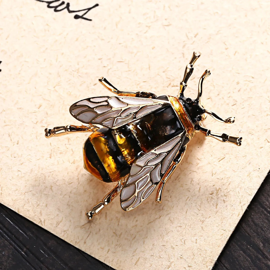 Lovely Birds Butterfly Bee Brooch For Women Pearl Rhinestone Trendy Animal Jewelry Coat Dress Lapel Pins Wedding Party Gifts