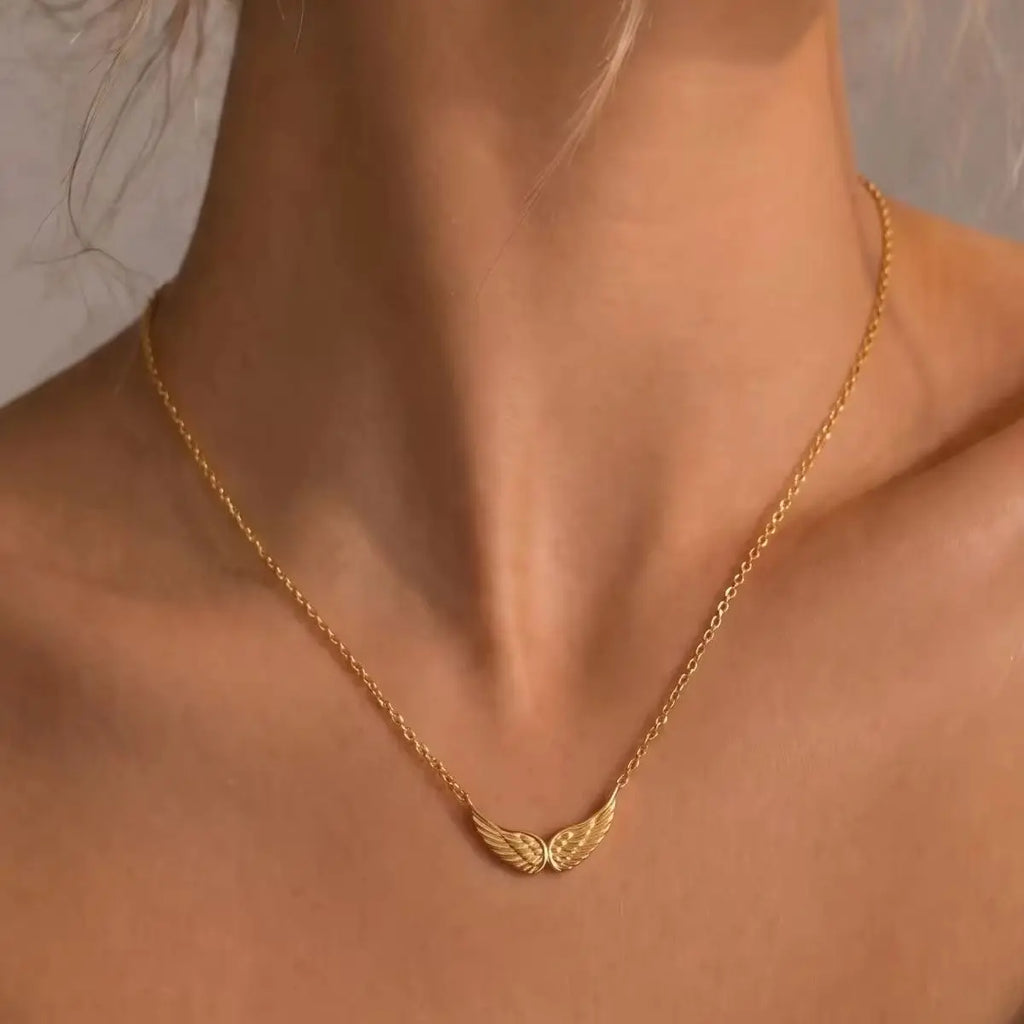 Stainless Steel Angel Wing Choker Necklace for Women Adjustable Dainty Pendant Party Wedding Anniversary Jewelry Gift for Her