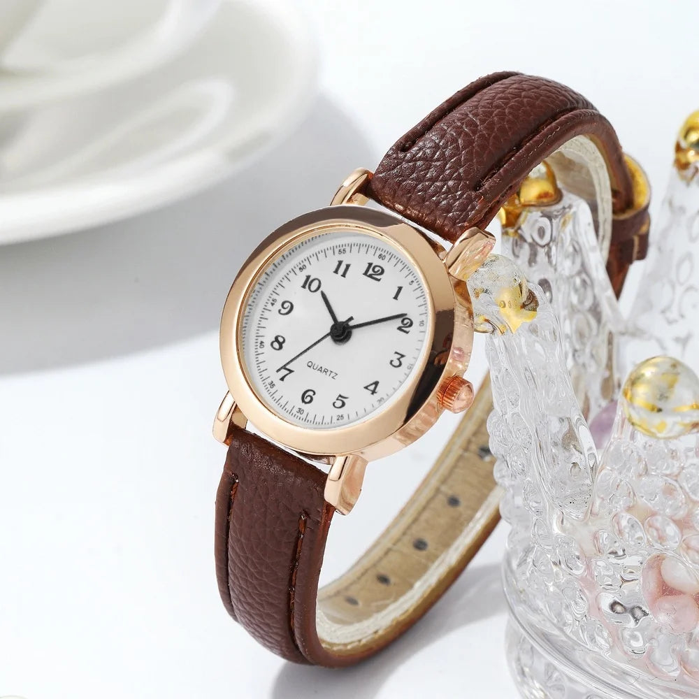 Elegant Women's Watch Minimalist Leather Strap Quartz Wristwatch Casual Dress Watches