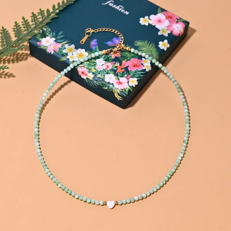 MOON GIRL Mother of Pearl Beads Heart Choker Fashion Dyed Natural Shell Necklace for Women Stainless Steel Collares Femme