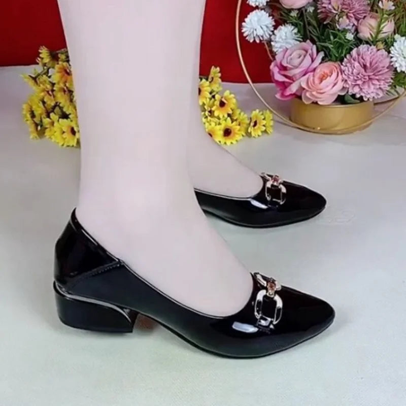 Women Fashion Sweet Light Weight Brown Spring Slip on Flat Shoes Lady Casual Black Pu Leather Office Loafers Zapatos Mujer B9646