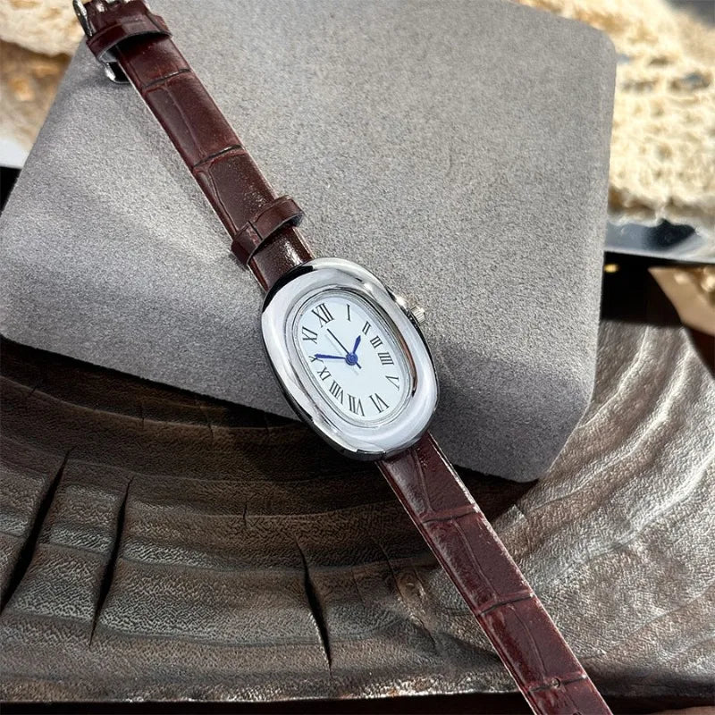 Oval Belt Watch, Exquisite and Compact Fashion Casual Quartz Watch