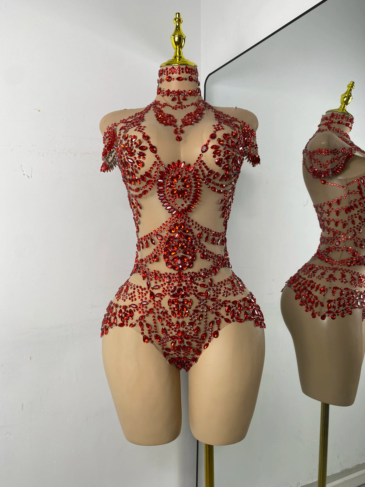 Hot Sale Sparkly Rhinestonnes Mesh Transparent Bodysuit Sexy Women Performance Nightclub Stage Outfit Luxury Festival Costume