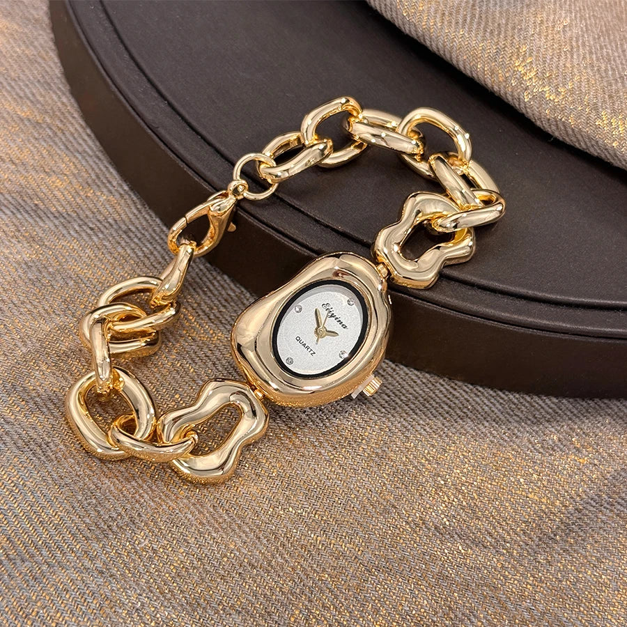 Retro Ladies Wristwatch Irregular Bracelet Design Fashionable Unique Cross-Border European And American Brand Watch