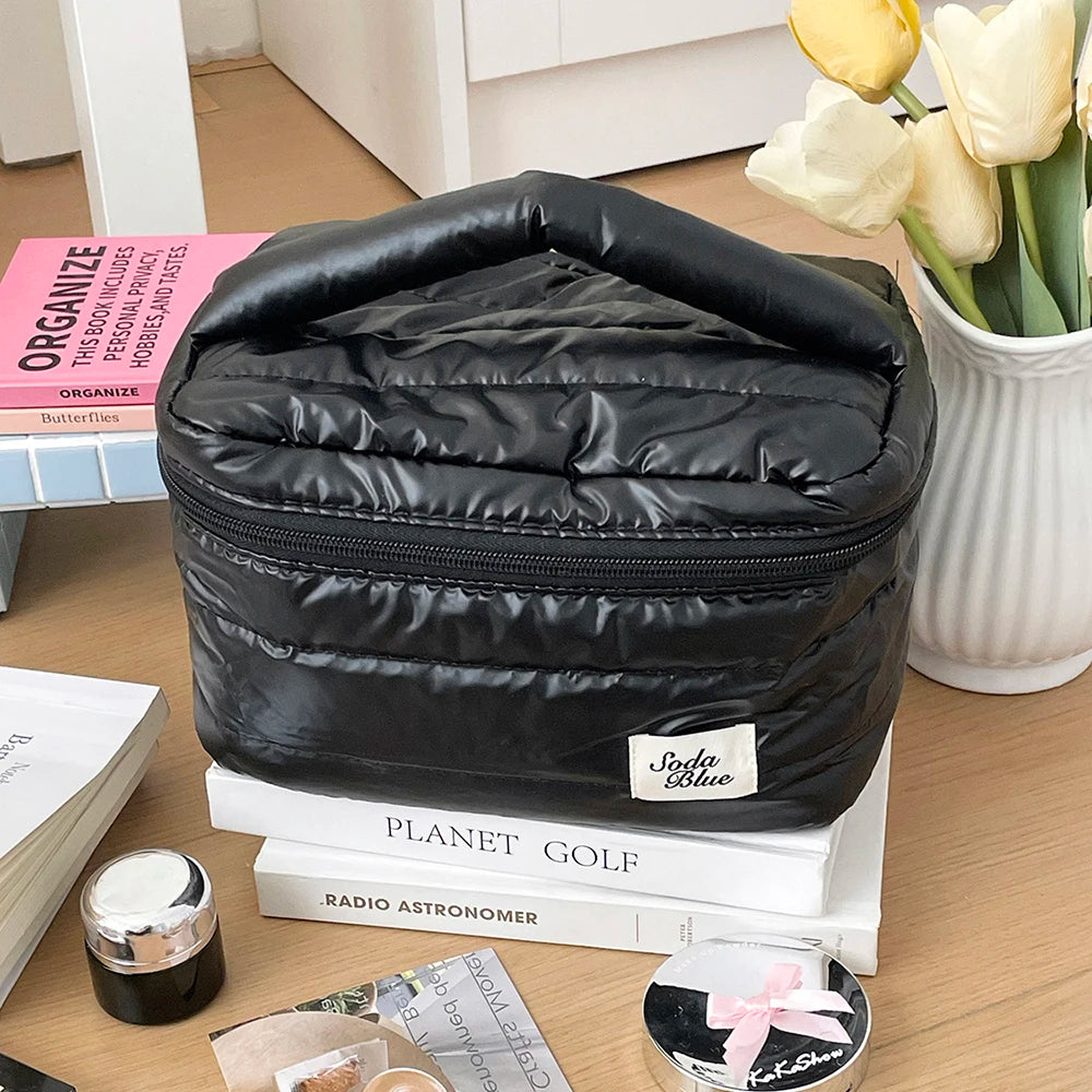 Wholesale Large Capacity Waterproof Makeup Handbag Travel Women Cosmetic Toiletry Storage Pouch Elegant Ladies Square Zipper Bag
