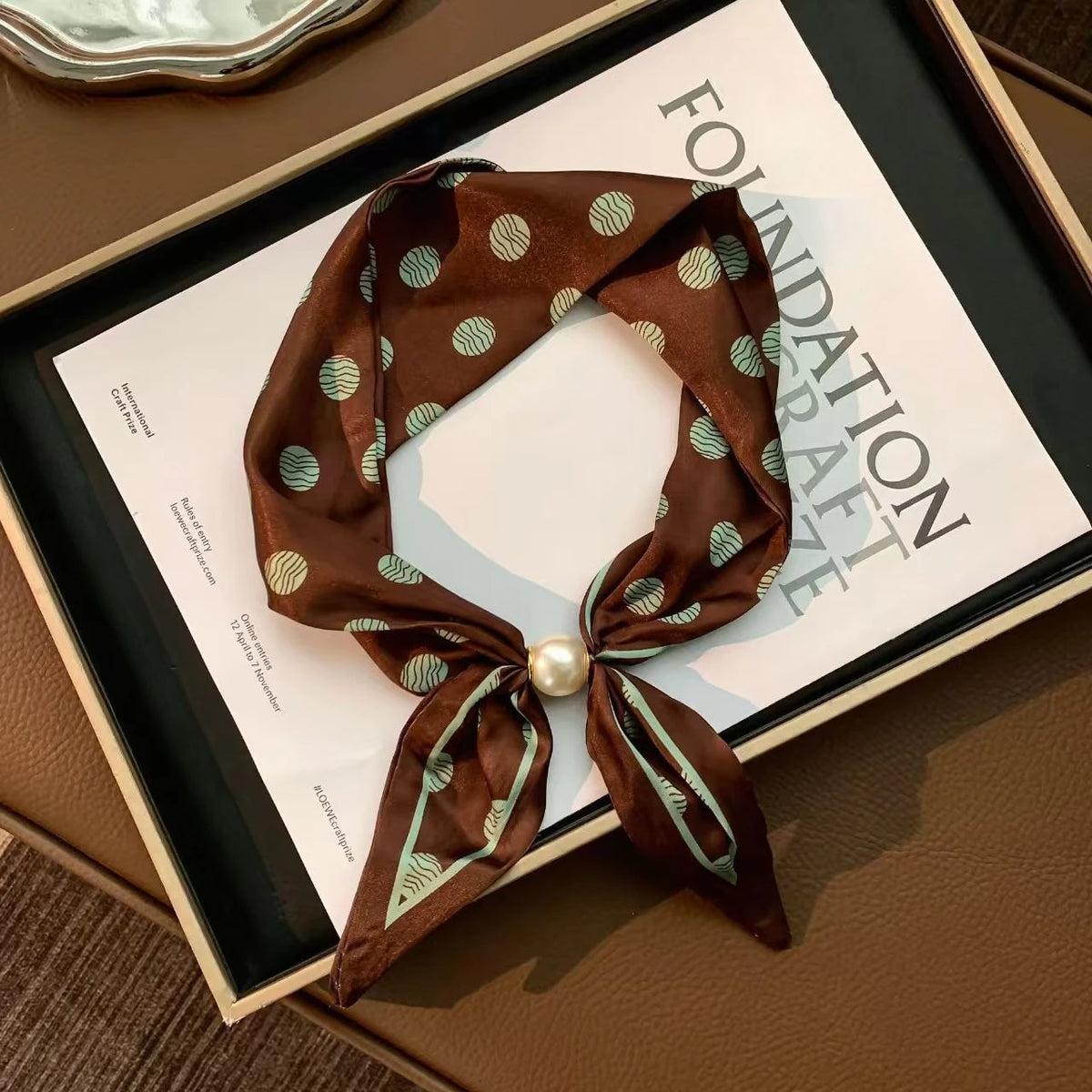 Korean Style Elegant Pearl Magnetic Scarf Women Summer Versatile Breathable Neckerchief Fashion Accessory Neck Wrap Scarves